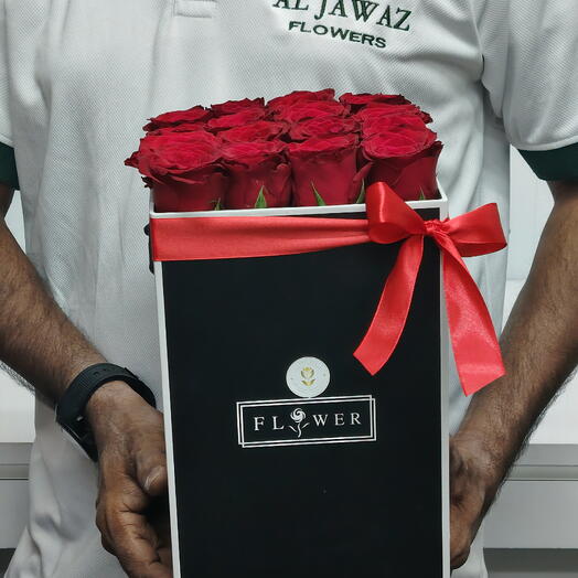 16 Red Rose Long Box