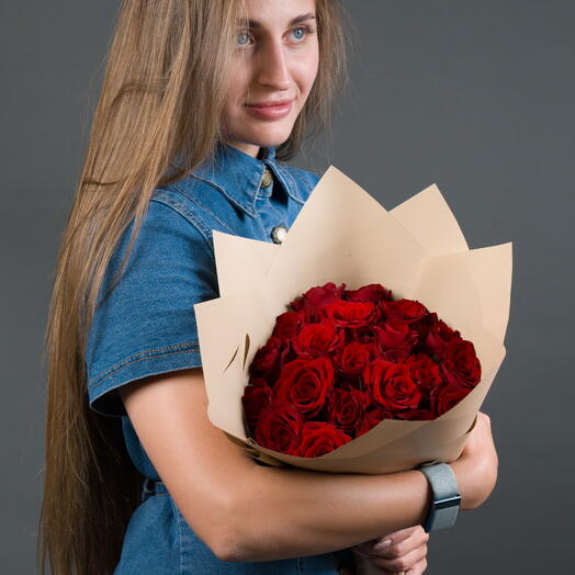 Ramo de 21 rosas rojas