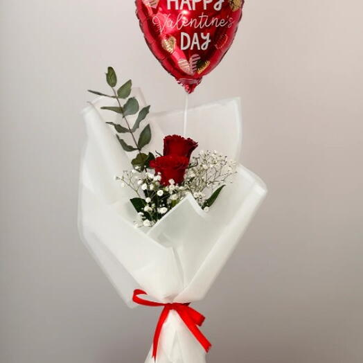 Valentine simple token with balloon