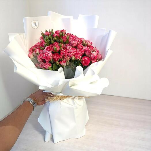 Маленькие розовые розы