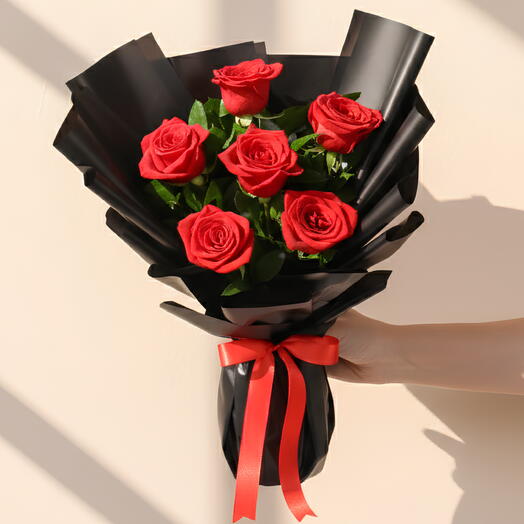 Romantic Red Roses Bouquet