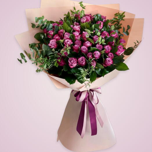 Diamond purple:20 stem deep purple rose