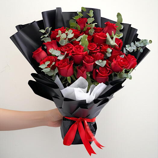 Rosa de color rojo Ferrari en ramo