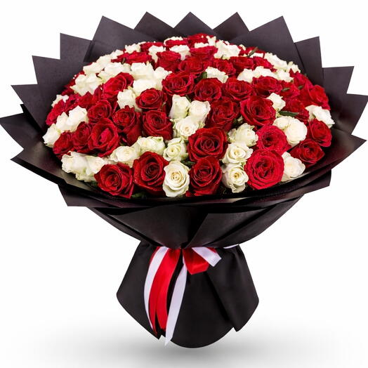 Роскошный букет из 101 роз