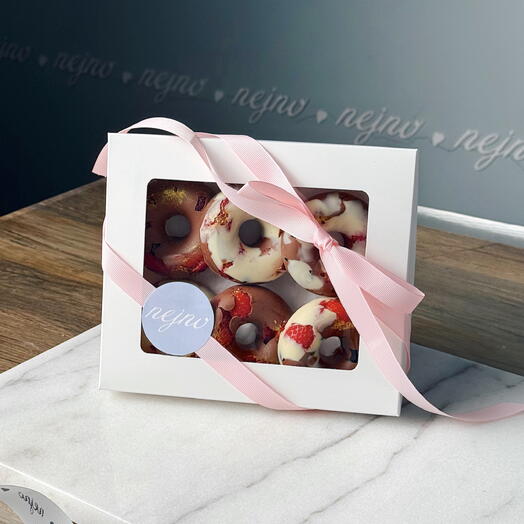 6 Strawberry Dream Donuts