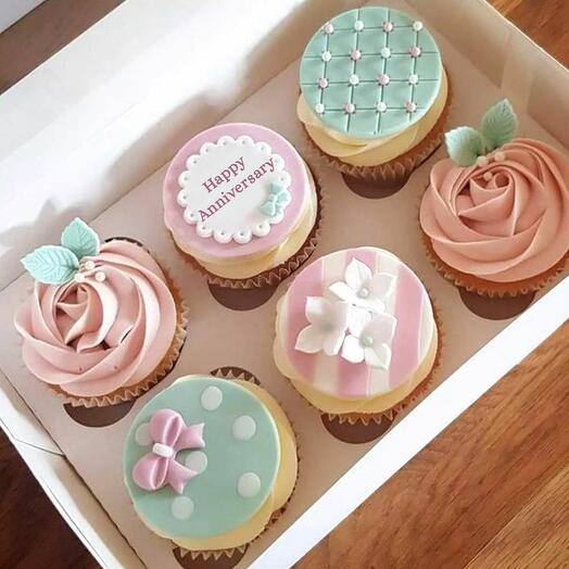 Cupcakes d'anniversaire décorés