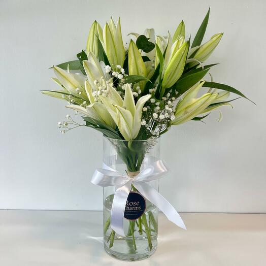 Pure Serenity – 5 White Lilies in a Classic Vase