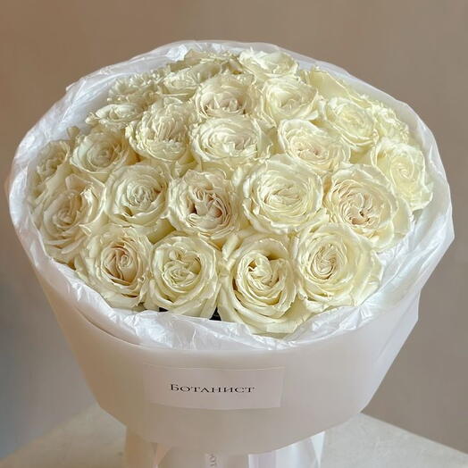 Букет из 30 белых премиальных роз