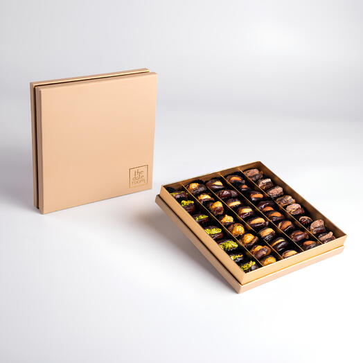 Коробка Al Sahra — крупные фаршированные финики