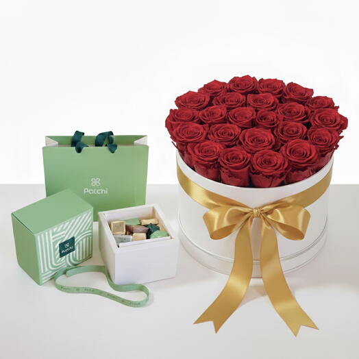 Scarlet Grace Gift Box - 21 Red rose with patchi 500g