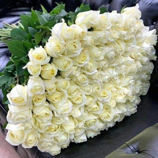 101 White Rose Hand tid Bouquet