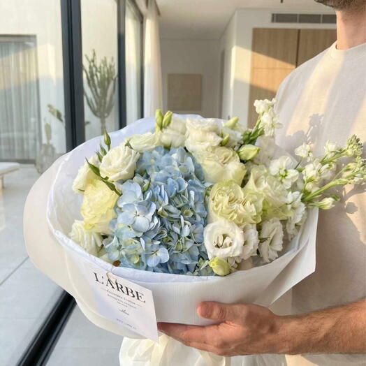 Flowers bouquet Brahms