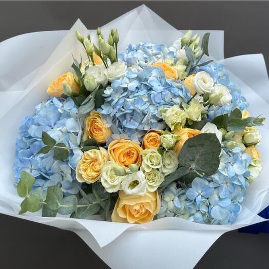 Bouquet  of Hydrangeas  and Roses-1224