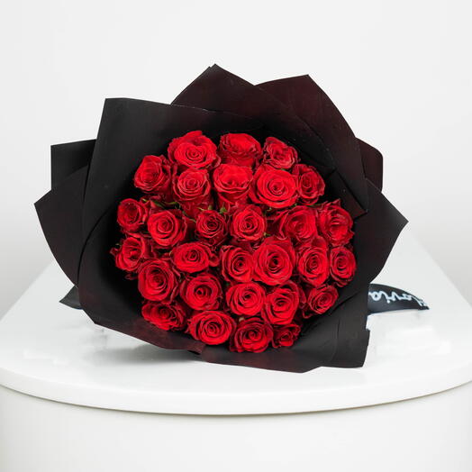 Букет из 31 красной розы