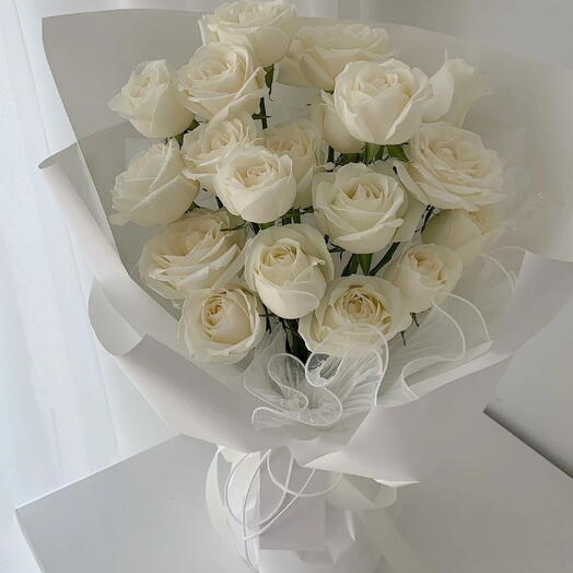 Ramo Premium de 20 Rosas Blancas