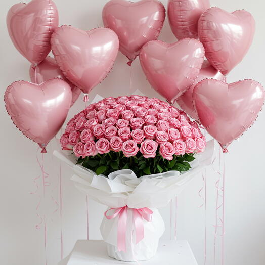 Для неё _ Букет из 99 розовых роз с 10 розовыми шарами в форме сердца Для неё