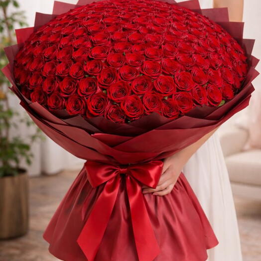 200 red roses