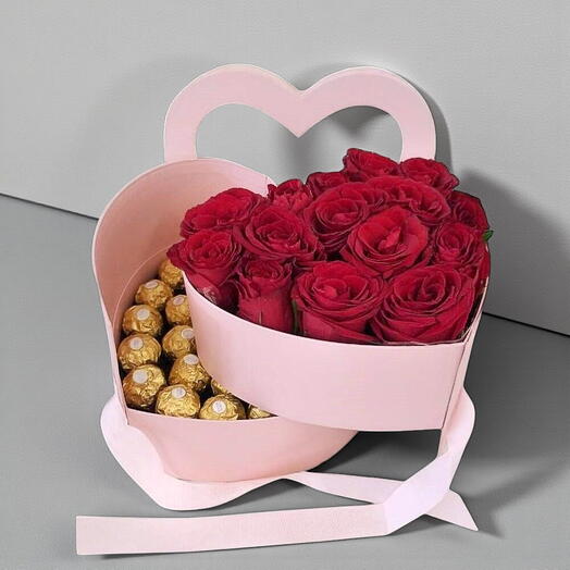 Розовая коробка «Сладкое сердце»