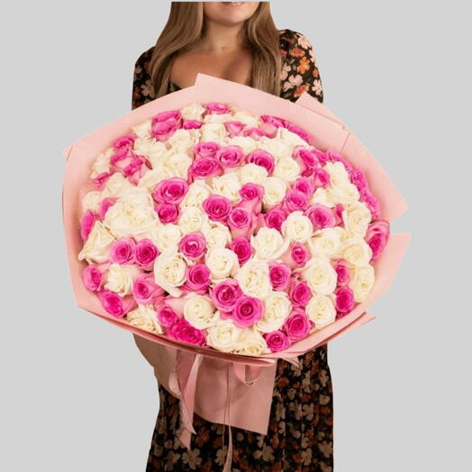 Восхитительный розово-белый букет специально ко Дню матери