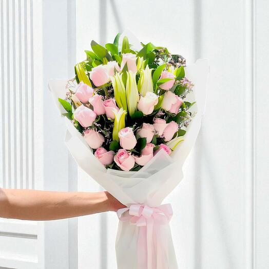 White Lilies and Pink Roses Bouquet