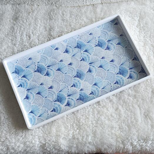 Blue shelled tray