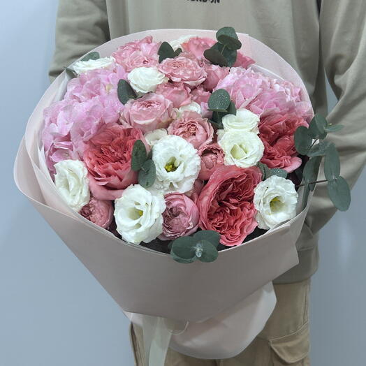 Liberia flower bouquet