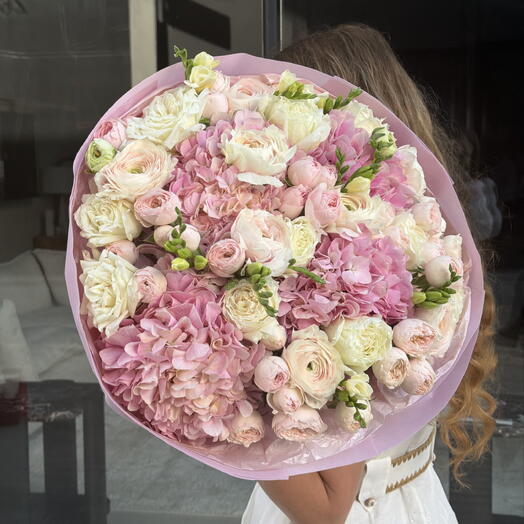 Розовое великолепие