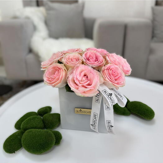 Cotton Candy Esperance flower box medium