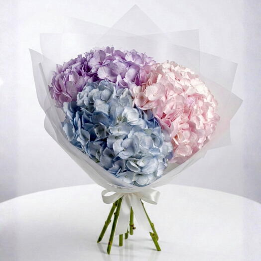 Ocean Pastel – Hydrangea Trio Bouquet