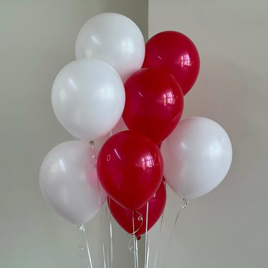 10 разноцветных воздушных шаров