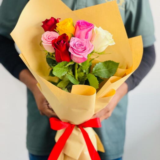 7 разноцветных роз-5967