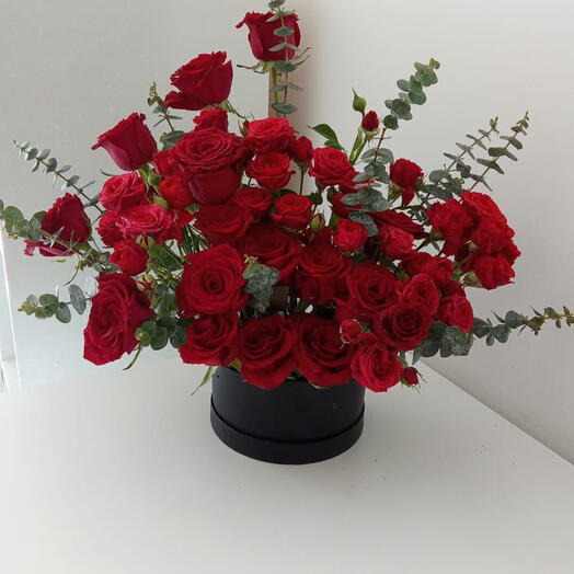 Цветы в коробке