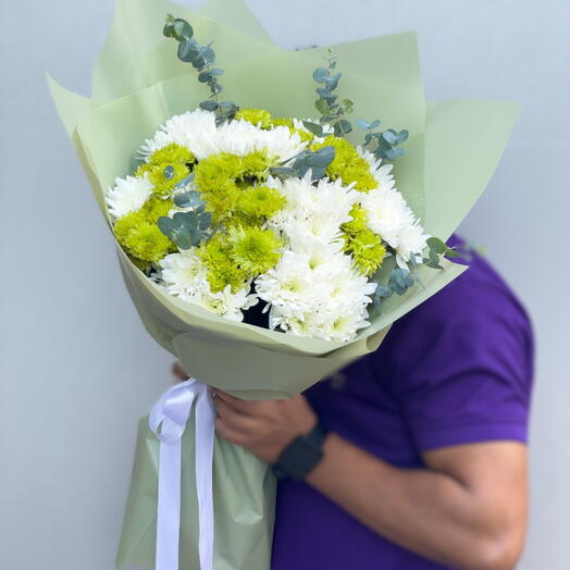 White   Green Chrysanthemum Bouquet | 15 Fresh Blooms | Same-Day Dubai Delivery