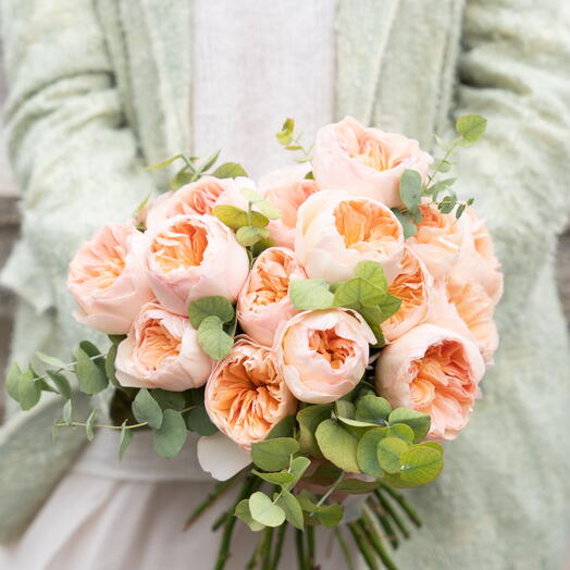 First Dance: Small Bouquet of 24 Peach Garden Roses