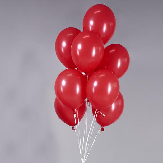 11 красных шаров с гелием