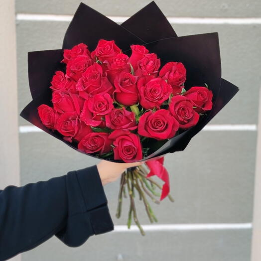 Букет из 21 красной розы