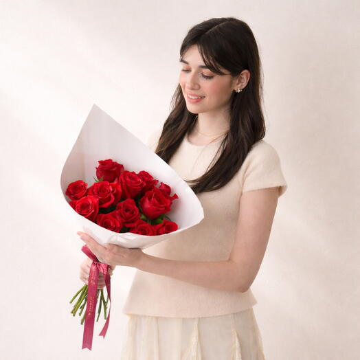 Ramo Amor de 12 rosas rojas