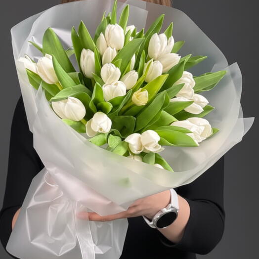 Букет из 20 белых тюльпанов