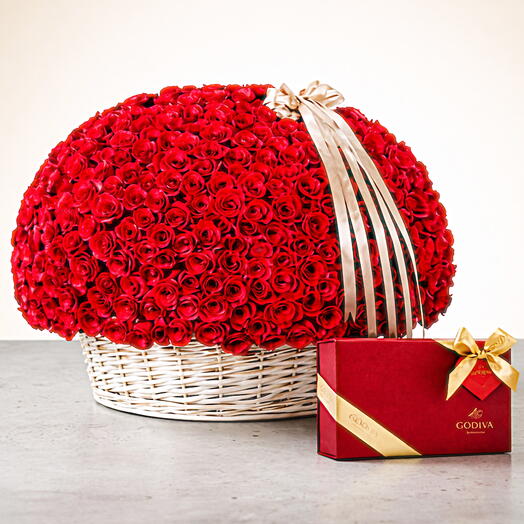 601 Red Roses + Godiva Chocolates Same-Day Delivery Dubai