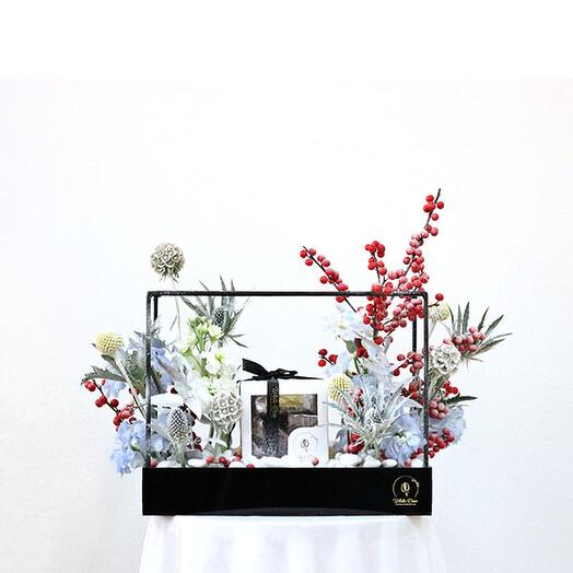 Icelyn Flowers and chocolates