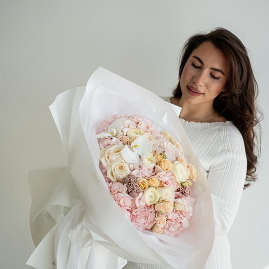 Pink Melody bouquet of Large size