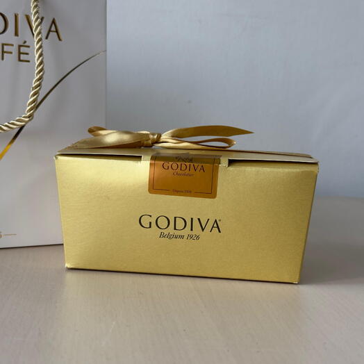 Godiva Belgium Chocolate Box | 500 g – Luxury Assorted Premium Belgian Chocolates Gift Dubai