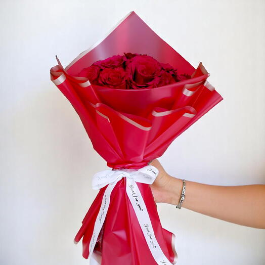 Exquisite Red Roses Bouquet