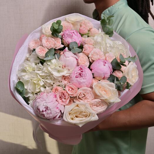 Peony Sara Bernhardt Mixed Flower Bouquet  6797