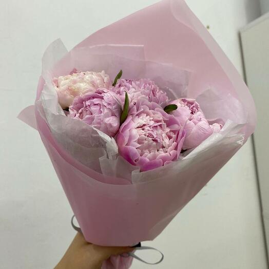 Bouquet of pink peonies 7