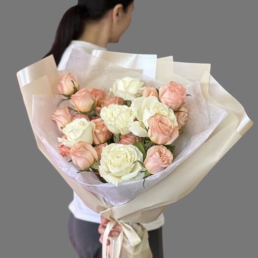 Blushing Romance _ Premium Hand Tight Florist Special Bouquet