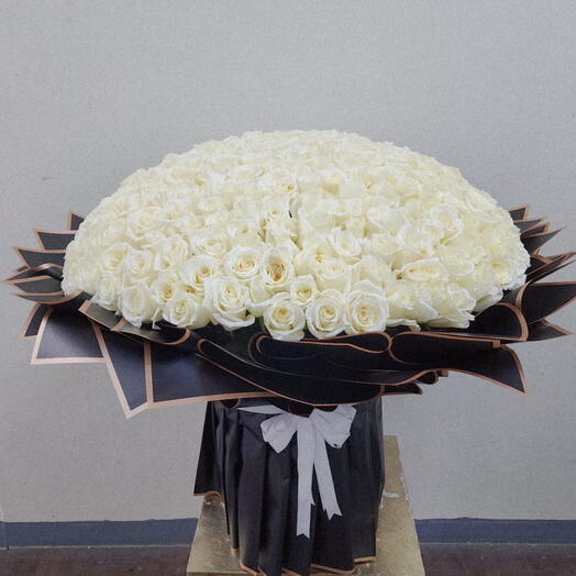 301 White Roses bouquet