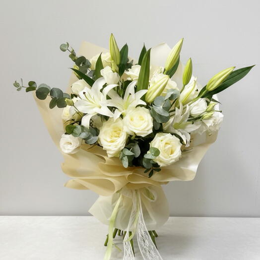 Bouquet Murmure de lys et de roses