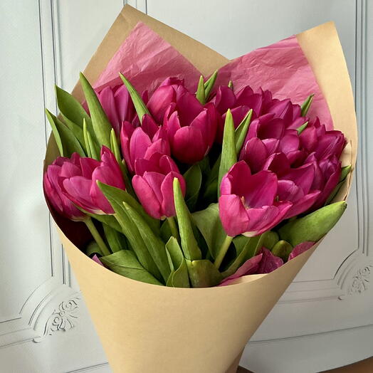 Tulip Mono Bouquet Medium