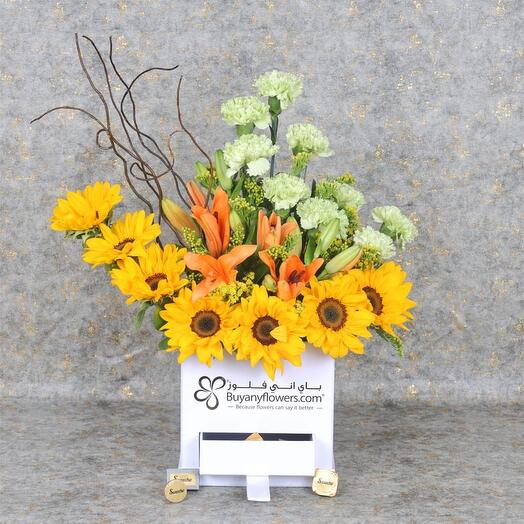 Eid Morning Glow Flower Box and Chocolates